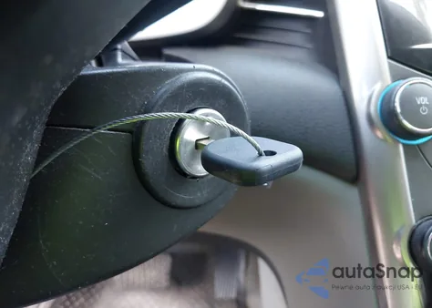 2013 Chevrolet Malibu 2Lt z USA, uszkodzony, nr VIN 1G11E5SA7DF265194